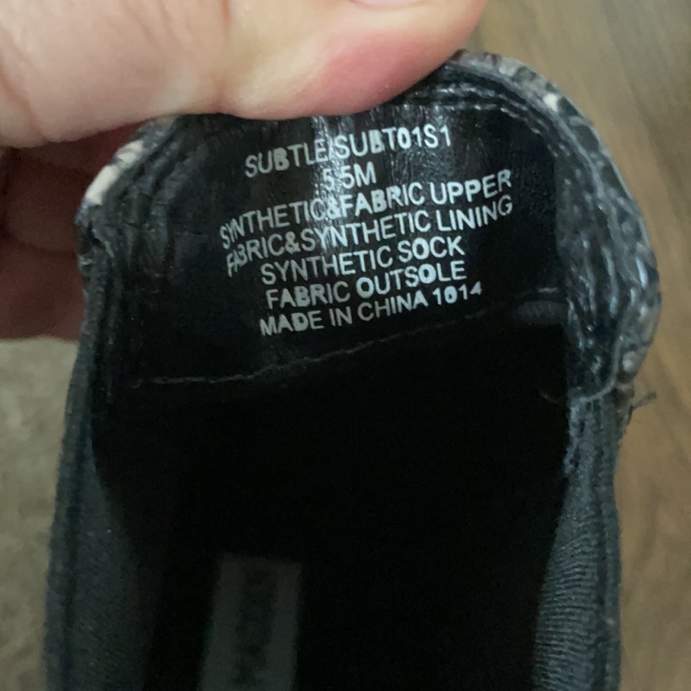 Steve Madden Subtle Snake Bootie, Sz 5.5 - image 2